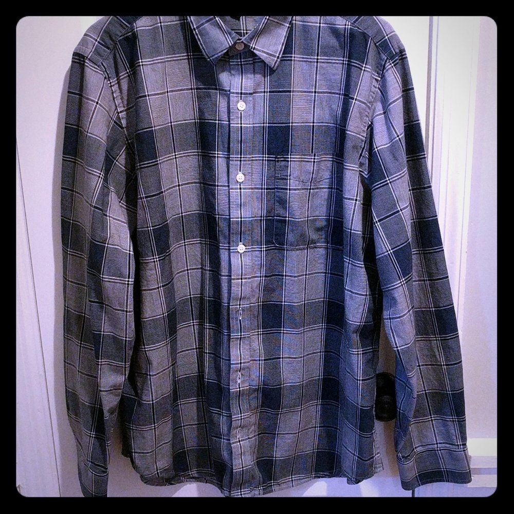 Banana republic blue/blue plaid button up casual